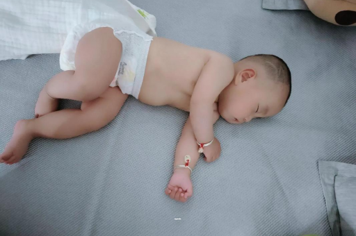 商洛宝宝大便干拉不出来
